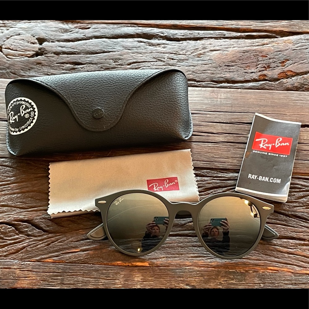 Authentic Ray-ban RB4296 - Chromance